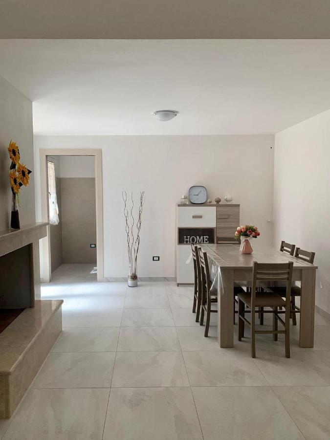 Civico35 Villa San Vito dei Normanni Exterior foto